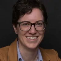 Cristina Rubino has short dark hair.